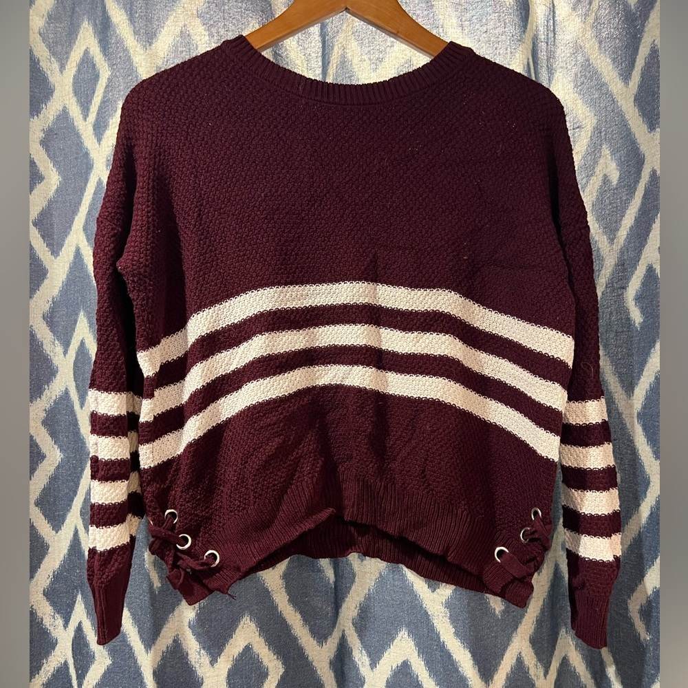 Pink Republic Maroon and White Sweater Size Large
